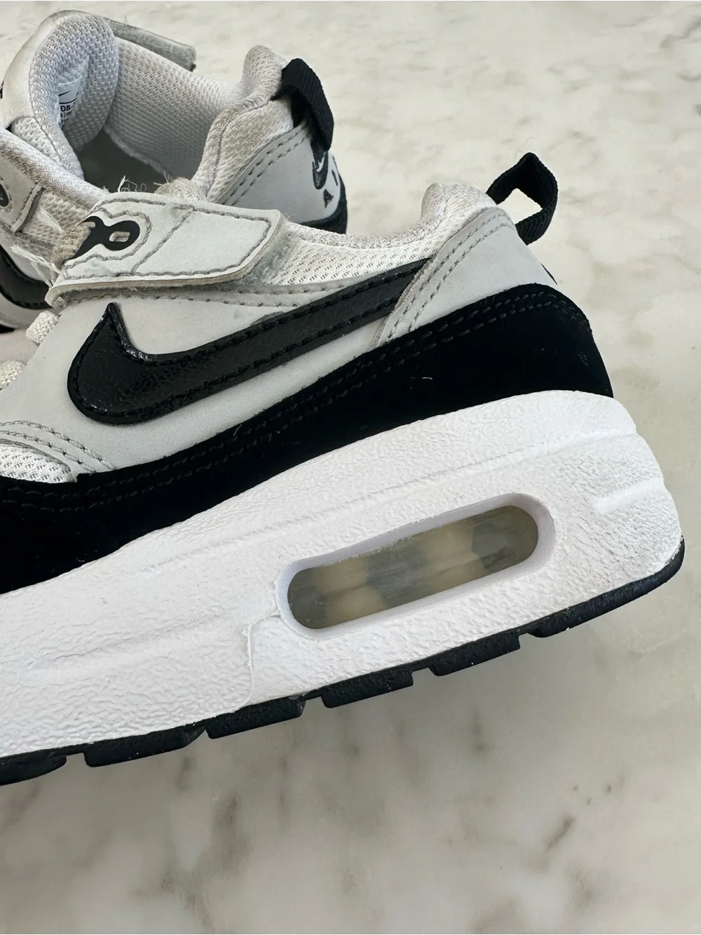Nike kids air